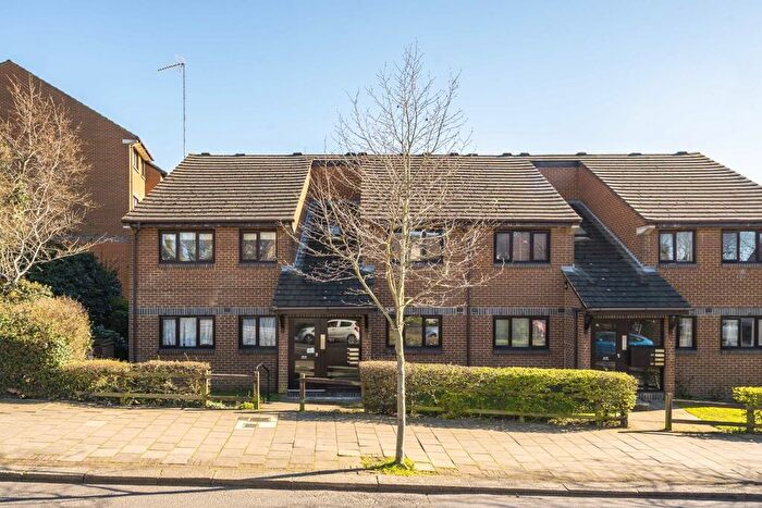 1 Bedroom Flat For Sale In Church Lane, Tooting, SW17