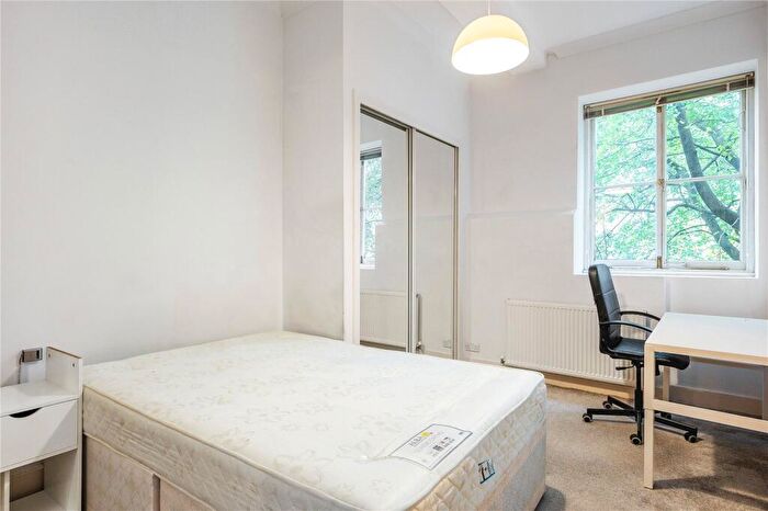 2 Bedroom Apartment To Rent In St. John Street, London, EC1V