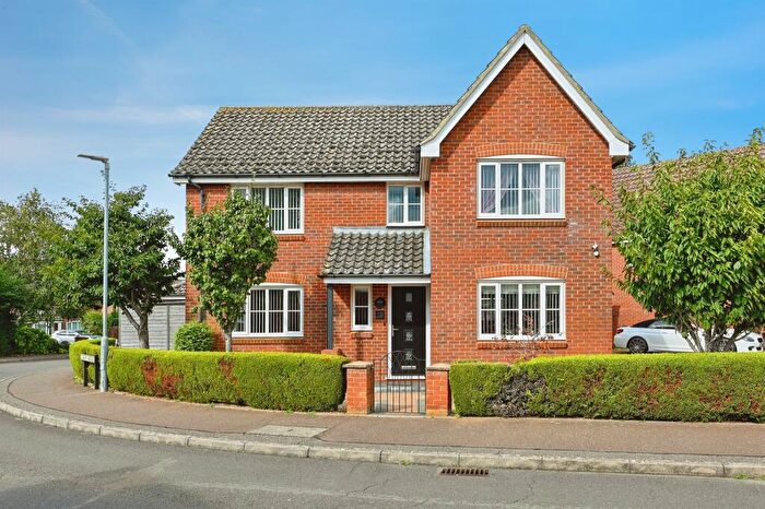 4 Bedroom Detached House For Sale In Civray Avenue, Downham Market, PE38