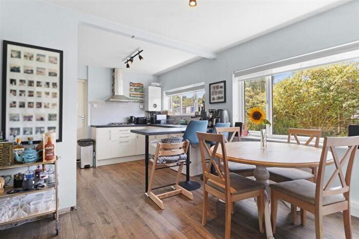 2 Bedroom Flat For Sale In High Street, Polegate, BN26