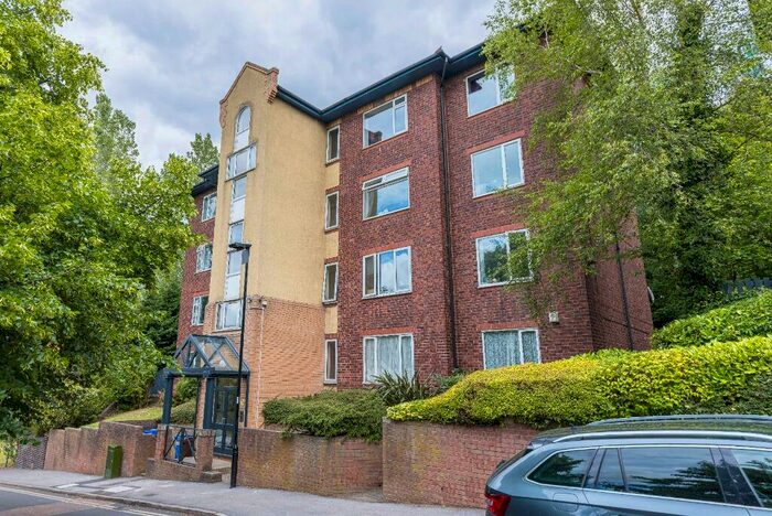 2 Bedroom Flat To Rent In Old Street, Sheffield, S2