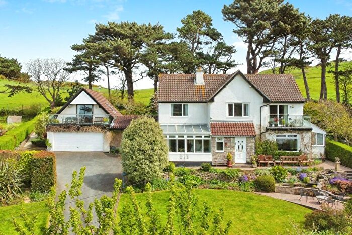 4 Bedroom Detached House For Sale In Gannock Park, Deganwy, Conwy, LL31