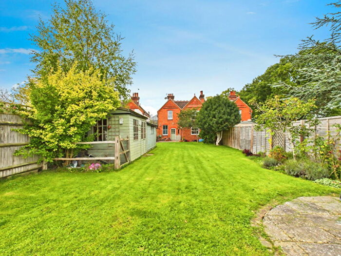 4 Bedroom Semi-Detached House For Sale In Gratwicke Cottages, Partridge Green, RH13