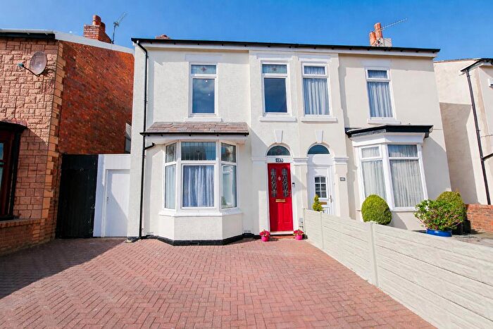 2 Bedroom Semi-Detached House For Sale In Hampton Road, Southport, Merseyside, PR8