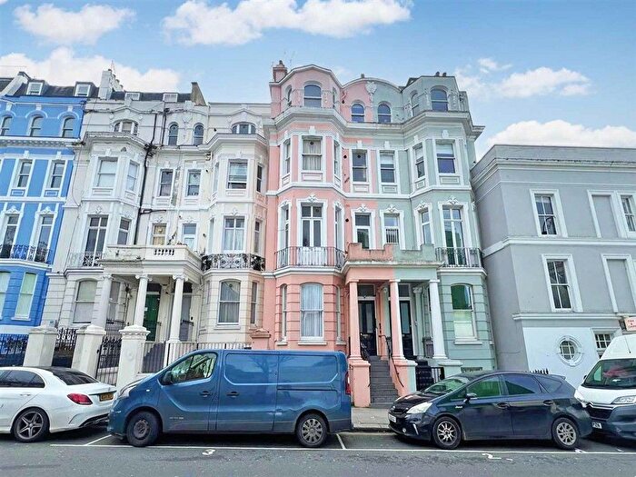 1 Bedroom Flat For Sale In Colville Terrace, Notting Hill, W11