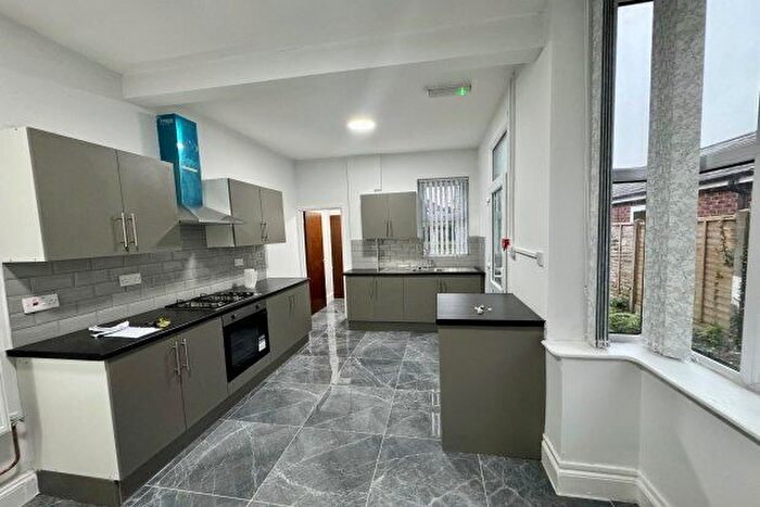 5 Bedroom Property To Rent In Alcester Road South, Birmingham, B14