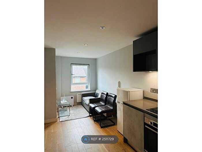 1 Bedroom Flat To Rent In Liverpool Road, Luton, LU1