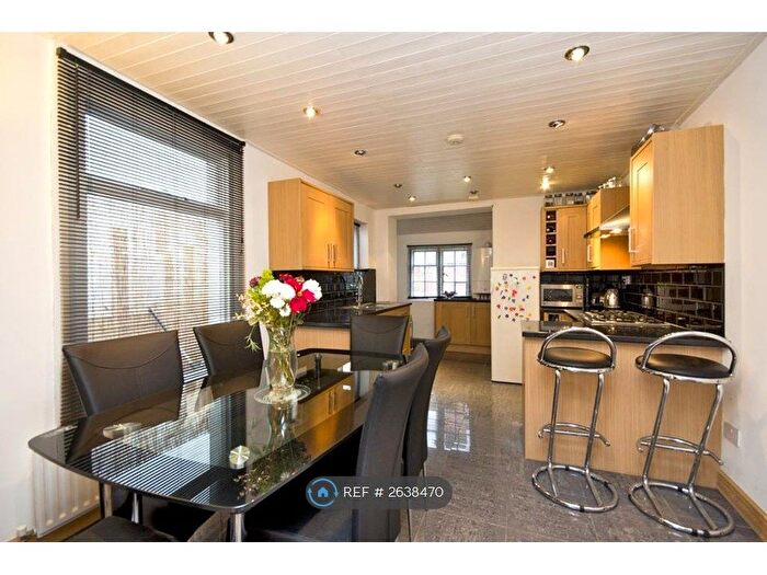 4 Bedroom Terraced House To Rent In Harcourt Road, London, E15