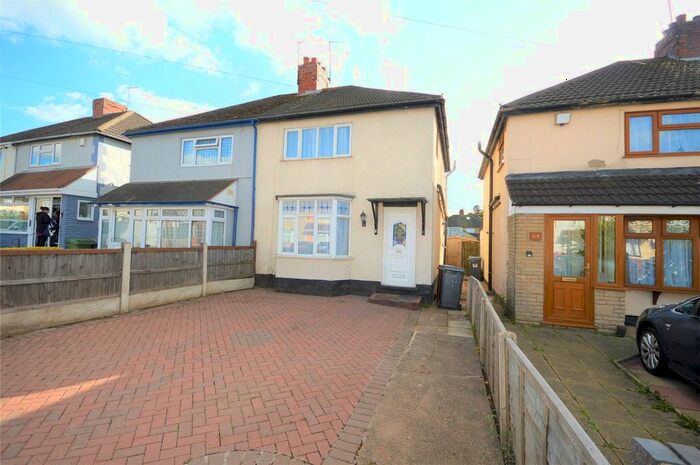 3 Bedroom Semi-Detached House To Rent In Sherborne Road, Wolverhampton, West Midlands, WV10