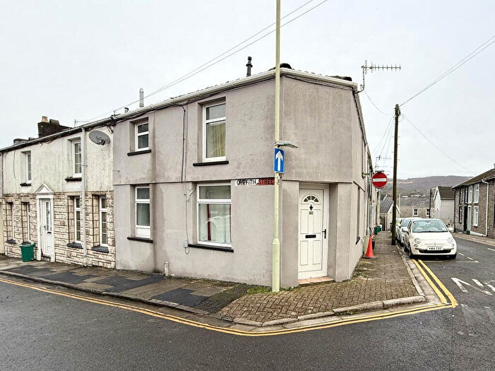 2 Bedroom End Of Terrace House For Sale In Ynys-Lwyd Street, Aberdare, CF44