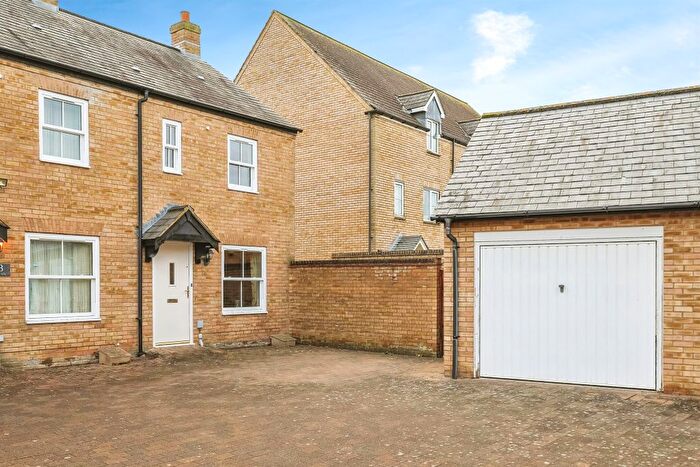 2 Bedroom End Of Terrace House For Sale In Osier Way, Great Cambourne, Cambridge, CB23