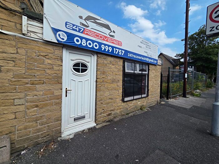 Retail Property To Rent In Carlisle Road, BD8