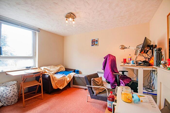 1 Bedroom Apartment For Sale In The New Alexandra Court, Woodborough Road, Nottingham, Nottinghamshire, NG3