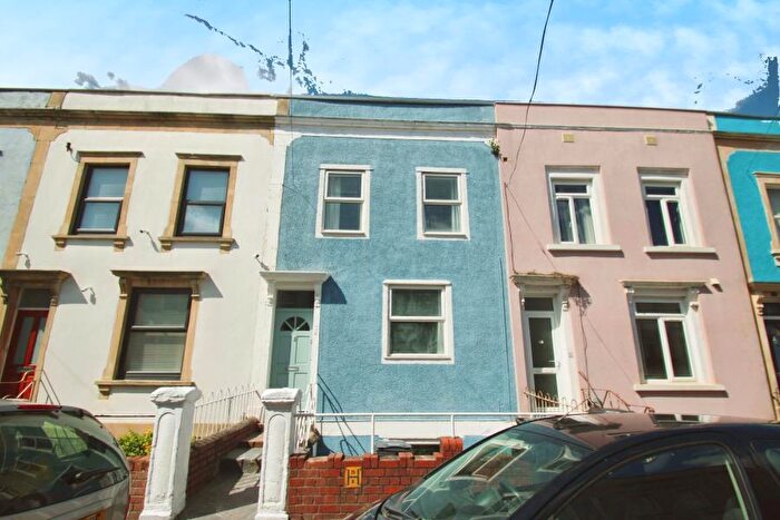 5 Bedroom Terraced House To Rent In Richmond Street - Totterdown, BS3