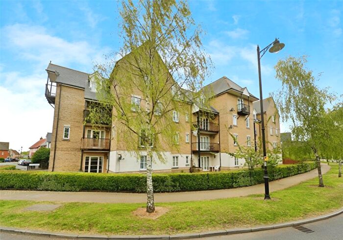 2 Bedroom Apartment For Sale In Ravenswood Avenue, Ipswich, Suffolk, IP3