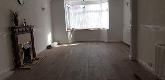 3 Bedroom End Of Terrace House To Rent In Church Road Yardley, Birmingham, West Midlands, B25