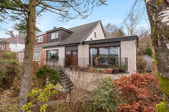 3 Bedroom Semi-Detached House For Sale In Hillside Road, Barrhead, G78