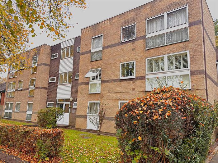 1 Bedroom Flat For Sale In Flat Cadell Court, Cambridge Road, Moseley, B13