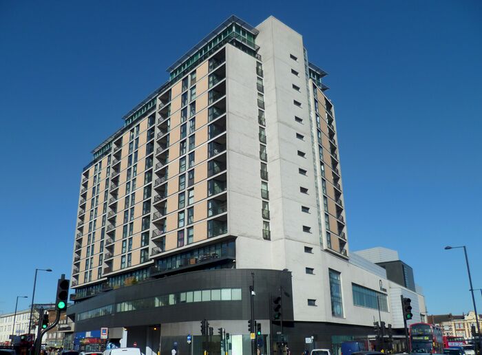 1 Bedroom Flat To Rent In Kingsway, London, N12