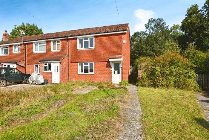 2 Bedroom End Of Terrace House For Sale In Spracklands, Dinton ***Video Tour***, SP3