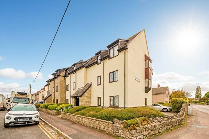 2 Bedroom Apartment For Sale In Greenwood Road, Worle - Ideal First Time Buy, BS22