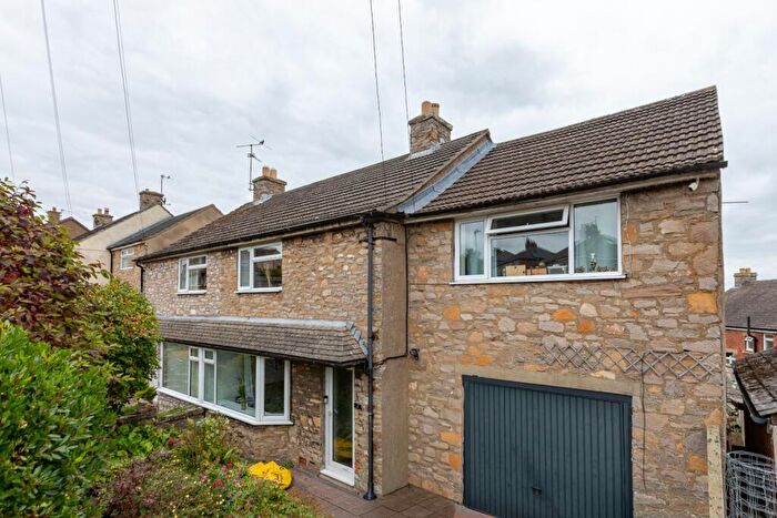 4 Bedroom Semi-Detached House For Sale In Laburnum Grove, Richmond, DL10