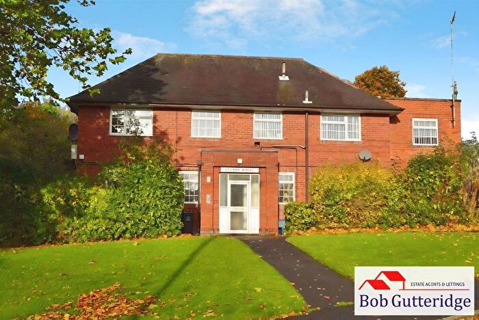 2 Bedroom Flat For Sale In Castle Hill Road, Newcastle, Staffs, ST5