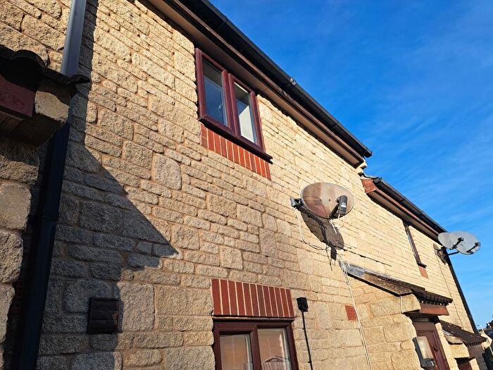 1 Bedroom Detached House To Rent In Woodland Park, Calne, SN11