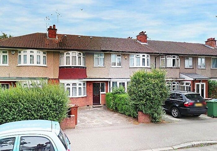 4 Bedroom Terraced House To Rent In Ravenswood Crescent, Harrow, Middlesex, HA2