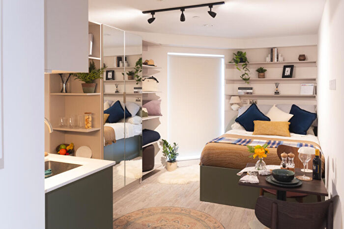 Studio To Rent In Clarence Street, Kingston Upon Thames, Surrey, KT1