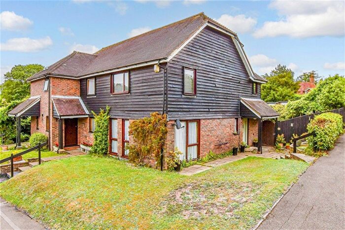 3 Bedroom Semi-Detached House For Sale In Eastwell Barn Mews, Tenterden, Kent, TN30
