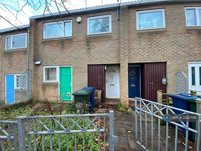 2 Bedroom Flat To Rent In Hamilton Place, Newcastle Upon Tyne, NE4