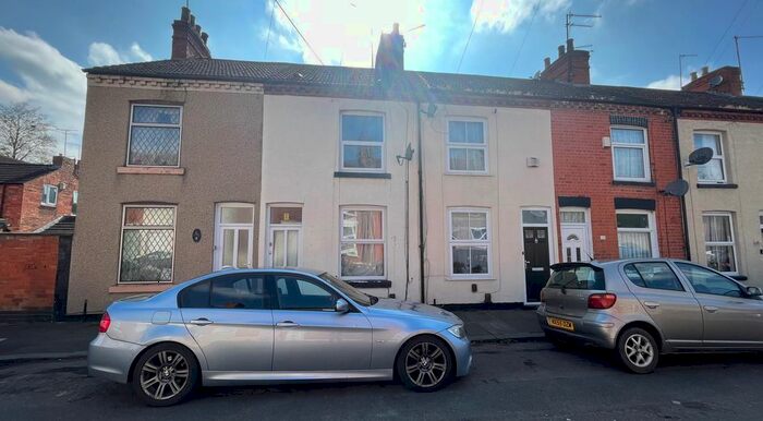 3 Bedroom Terraced House To Rent In Stanley Road, Northampton, NN5