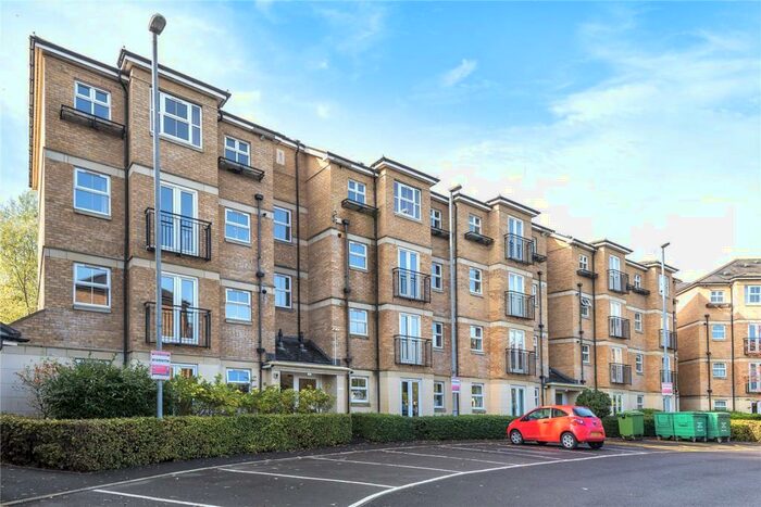 2 Bedroom Property To Rent In Venneit Close, OX1