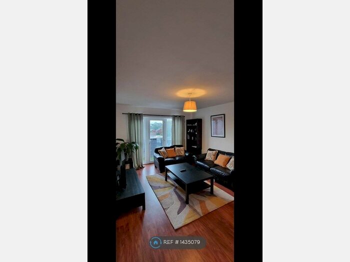 2 Bedroom Flat To Rent In Denmark Road, Manchester, M15