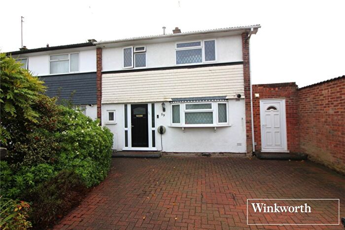 3 Bedroom End Of Terrace House For Sale In Stratfield Road, Borehamwood, Hertfordshire, WD6