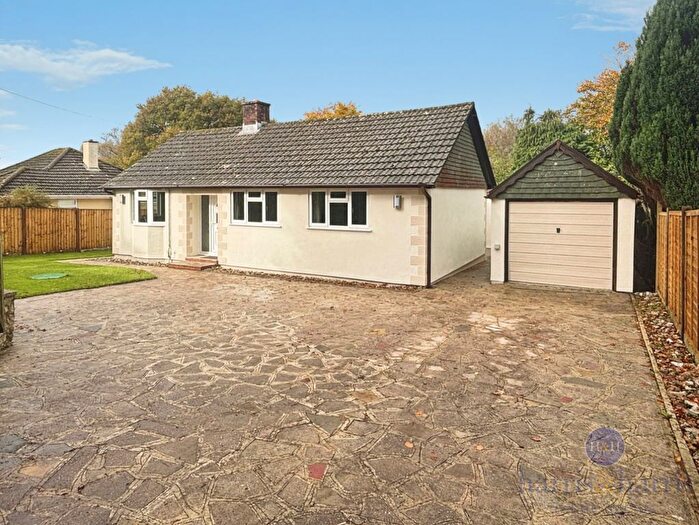 3 Bedroom Detached Bungalow To Rent In Cooks Lane, Axminster, EX13