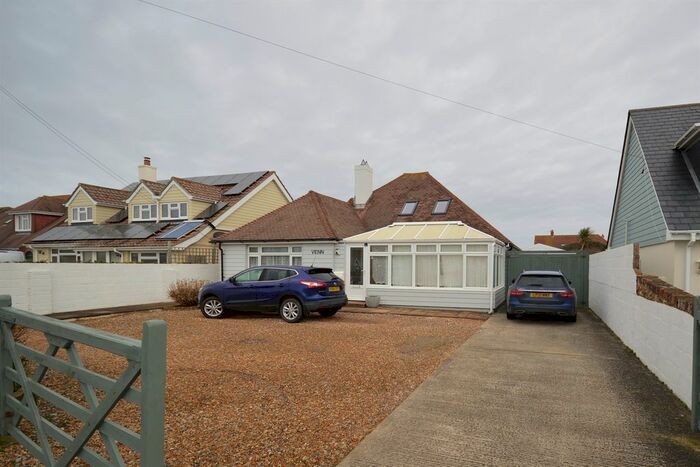 1 Bedroom Flat To Rent In West Bracklesham Drive, Bracklesham Bay, PO20