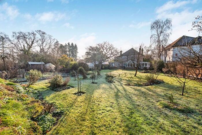 4 Bedroom Detached House For Sale In Wansunt Road, Bexley, DA5