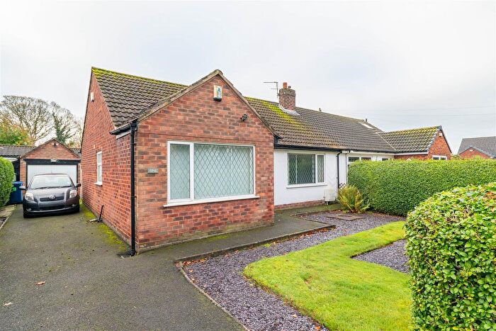 2 Bedroom Semi Detached Bungalow To Rent In The Vinery, New Longton, Preston, PR4