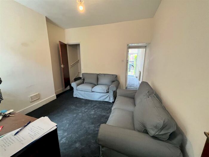 4 Bedroom Terraced House To Rent In Harrow Road, Selly Oak, Birmingham, B29