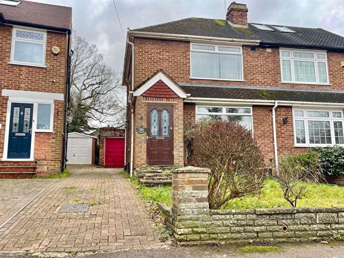 2 Bedroom Semi Detached House For Sale In Deepdene, Potters Bar, EN6