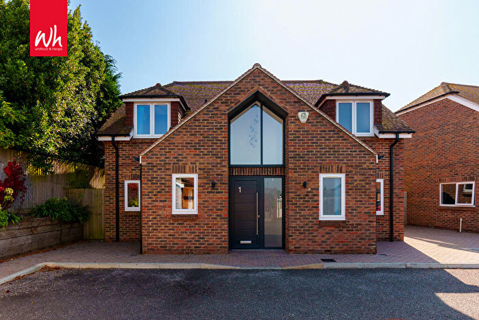 4 Bedroom Detached House To Rent In Northease Close, Hove, BN3
