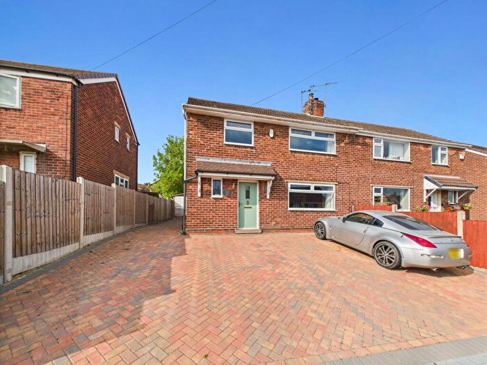 3 Bedroom Semi-Detached House For Sale In St. Norbert Drive, Kirk Hallam, DE7