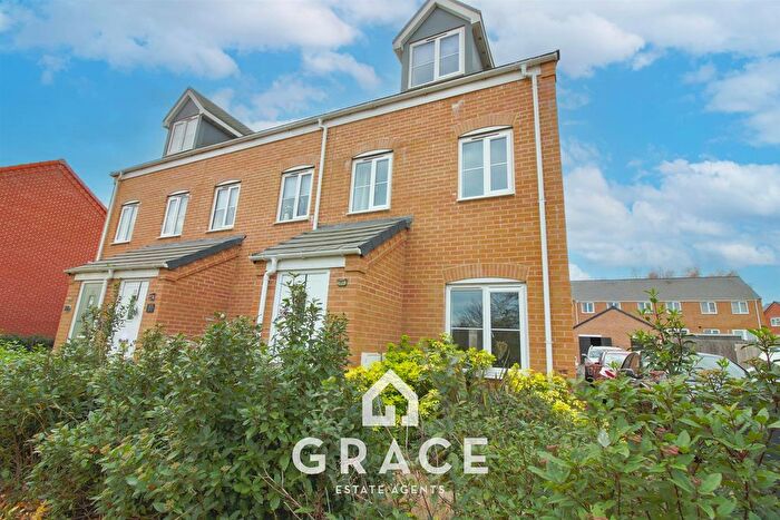 3 Bedroom Semi Detached House For Sale In Stowmarket Road, Great Blakenham, Ipswich, IP6