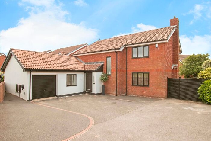 4 Bedroom Detached House For Sale In Springbank Road, Littledown, Bournemouth, Dorset, BH7