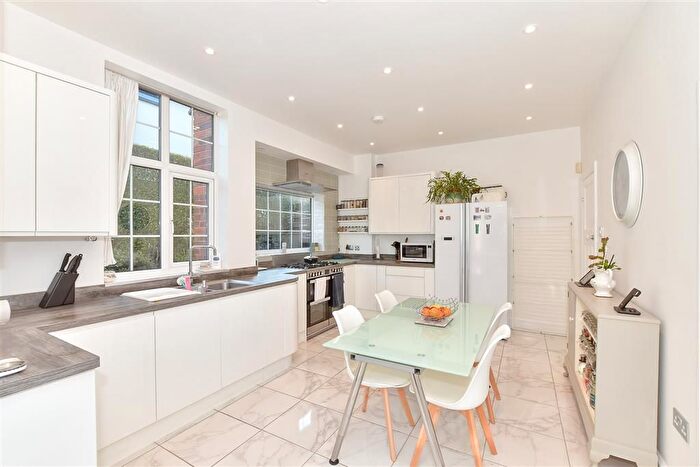 4 Bedroom Detached House For Sale In London Road, Ramsgate, Kent, CT11
