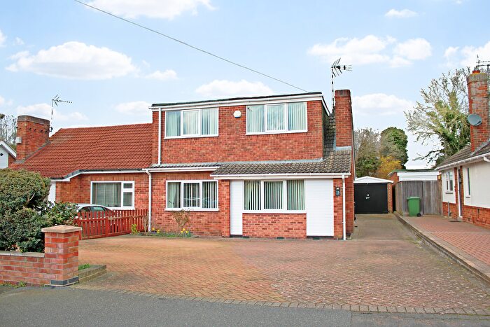 3 Bedroom Semi Detached Bungalow For Sale In Dorset Avenue, Wigston, LE18