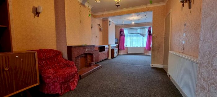 3 Bedroom Semi-Detached House To Rent In St. Ursula Road, Southall, UB1