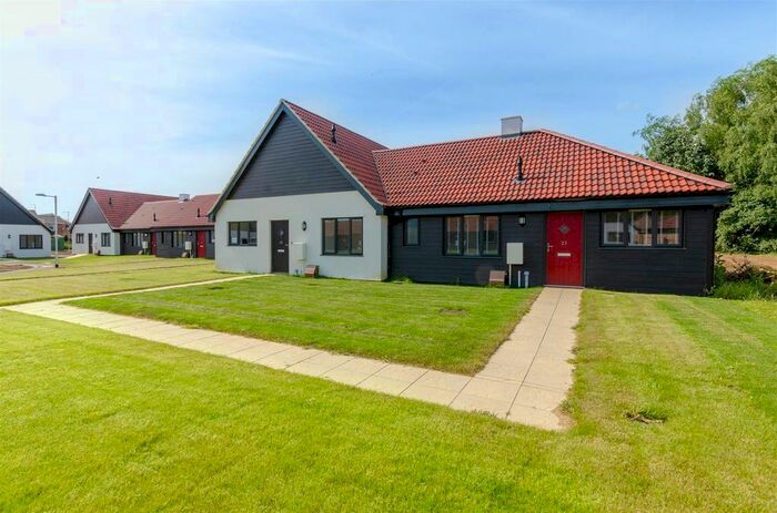 3 Bedroom Bungalow To Rent In Spixworth, NR12